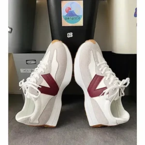 Reyanfootwear Men Fashion Breathable Lightweight Color Block Sneakers