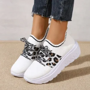 Reyanfootwear Women Fashion Round Toe Platform Round Toe Flat Front Lace Up Sneakers